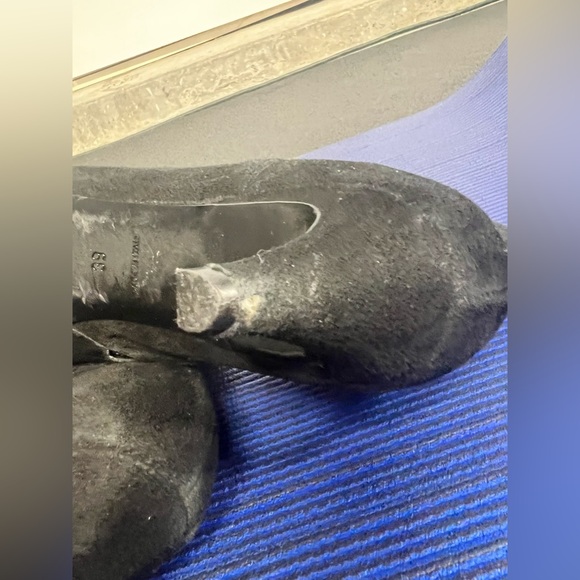 Authentic Balenciaga Suede Booties - Picture 7 of 7